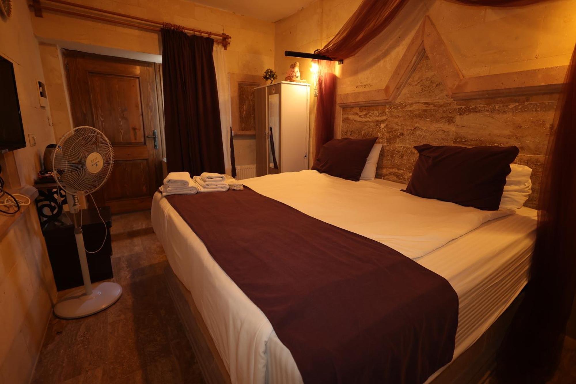 Lucky Luke Stone House Apartment Göreme Exterior photo