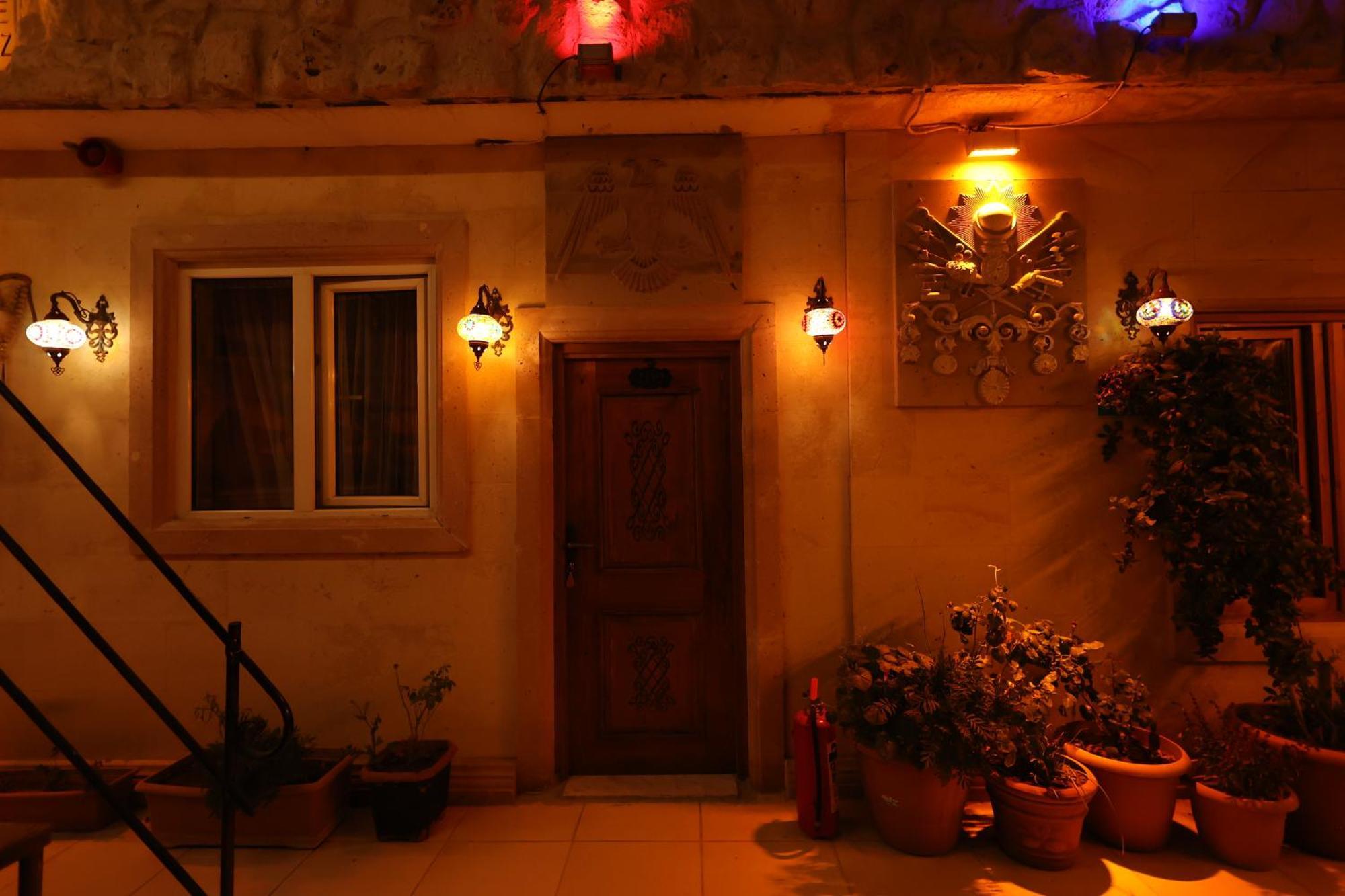 Lucky Luke Stone House Apartment Göreme Exterior photo