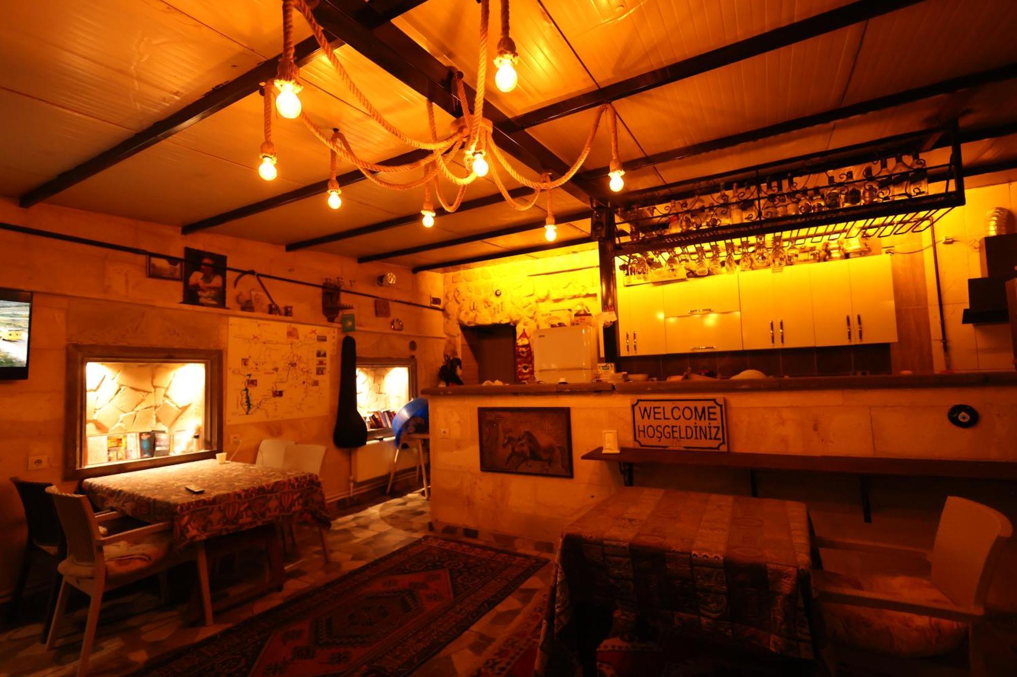 Lucky Luke Stone House Apartment Göreme Exterior photo
