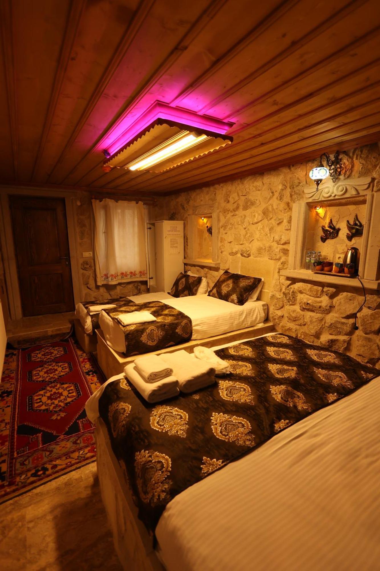 Lucky Luke Stone House Apartment Göreme Exterior photo