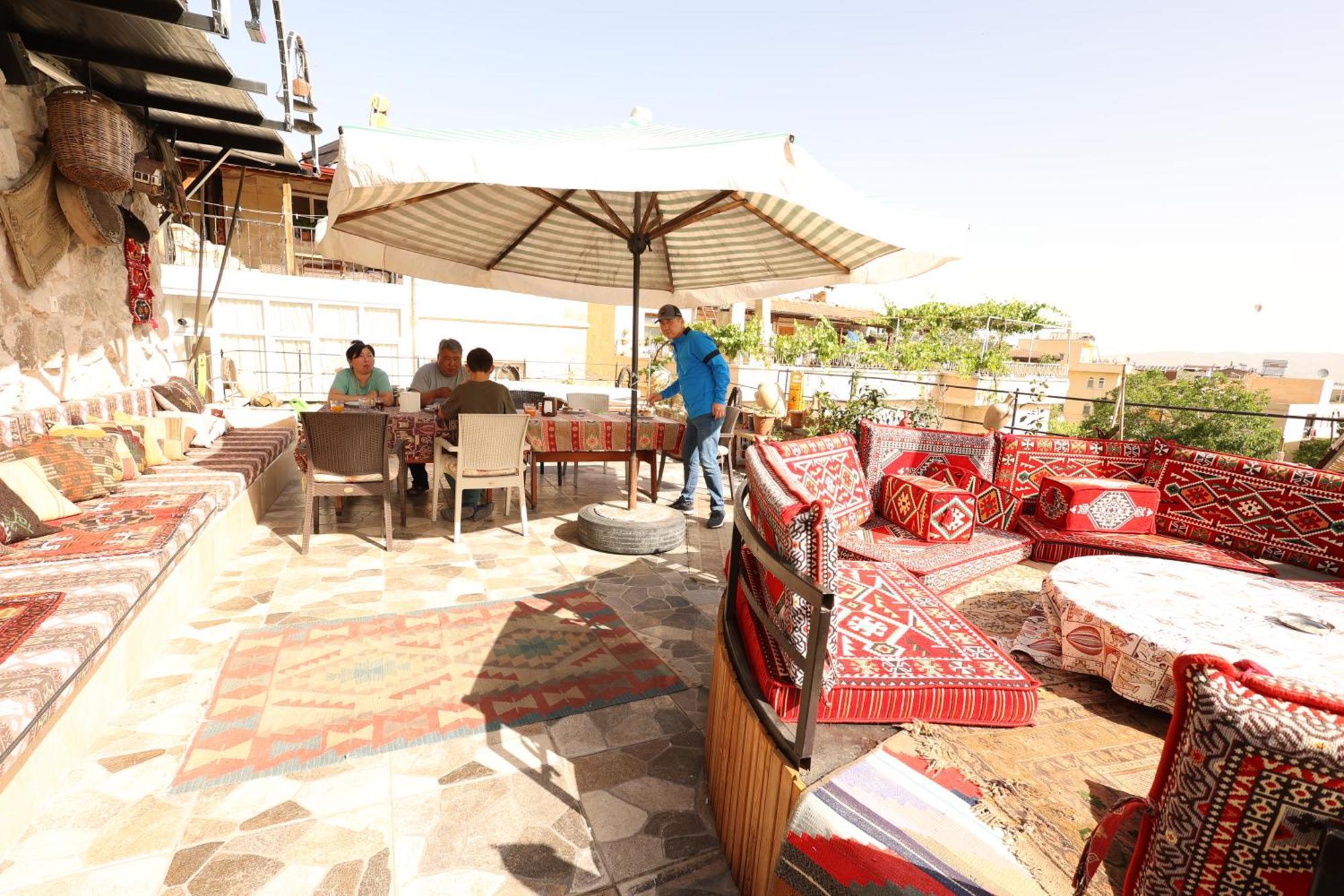 Lucky Luke Stone House Apartment Göreme Exterior photo